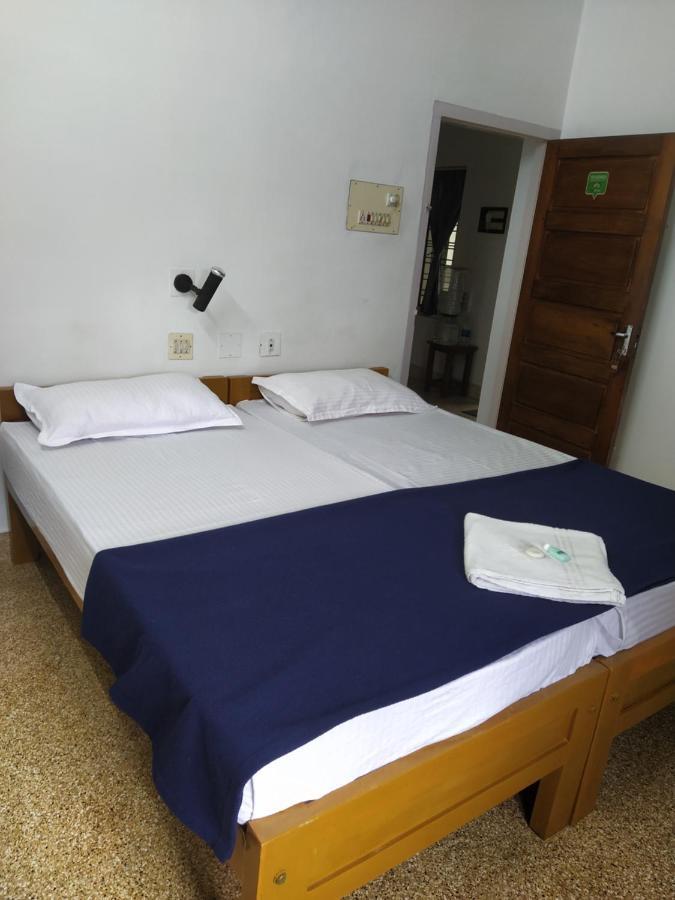 Alappuzha Paradise Inn Guest House חדר תמונה