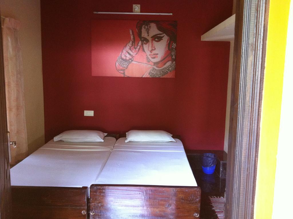 Alappuzha Paradise Inn Guest House מראה חיצוני תמונה